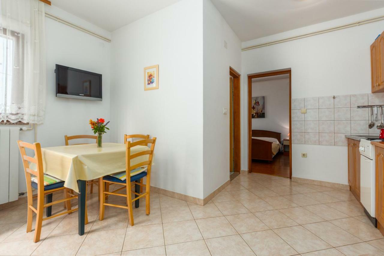 Apartment Softic プーラ エクステリア 写真